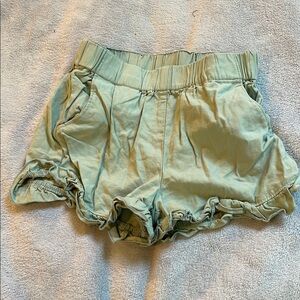 Bailey Lane Green Ruffle Hem Elastic Waist Shorts